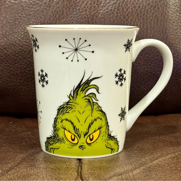Peeking Grinch with Snowflakes Ceramic Christmas Mug - Picture 2 of 9